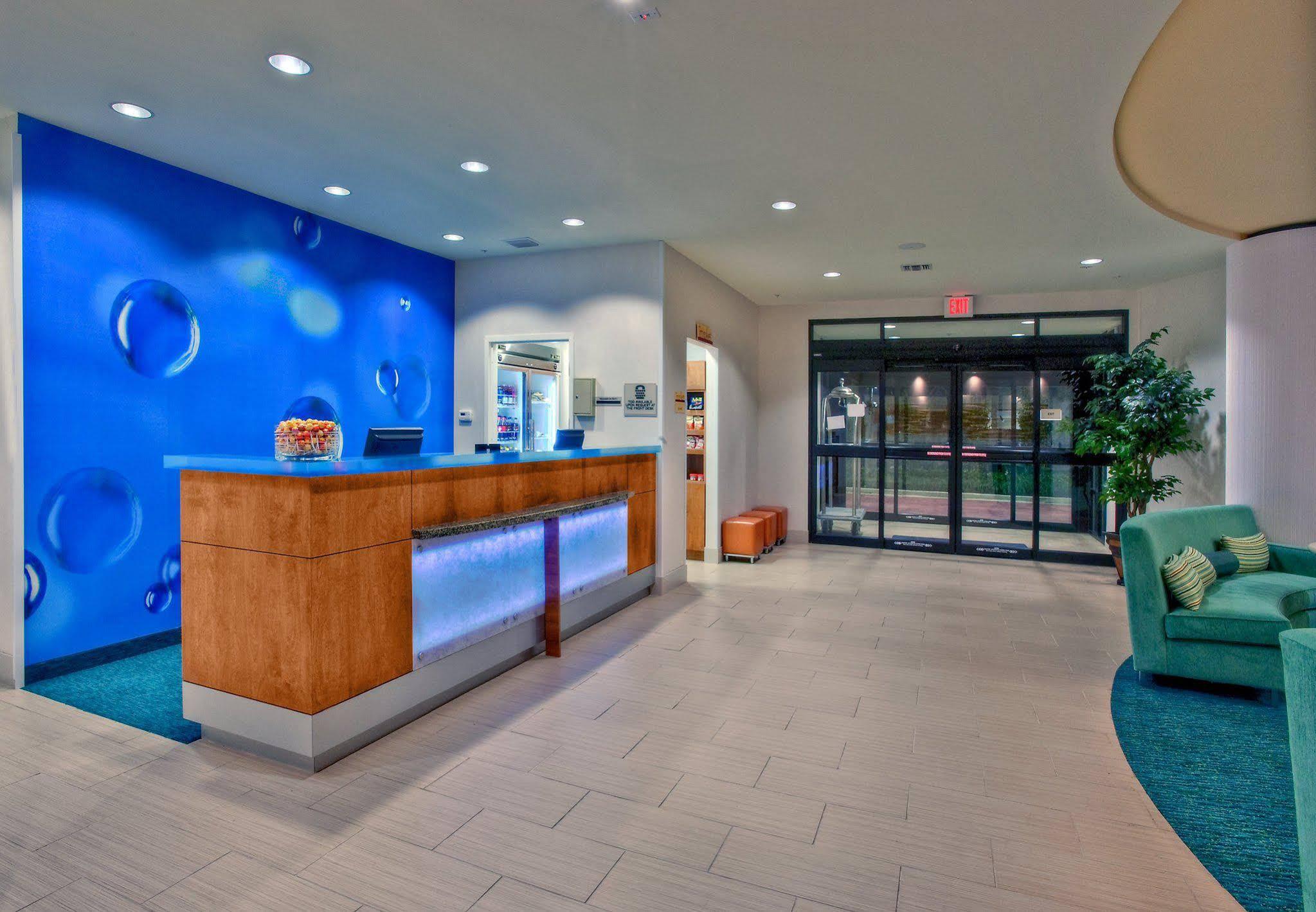 Springhill Suites By Marriott Baton Rouge North / Airport Exterior foto