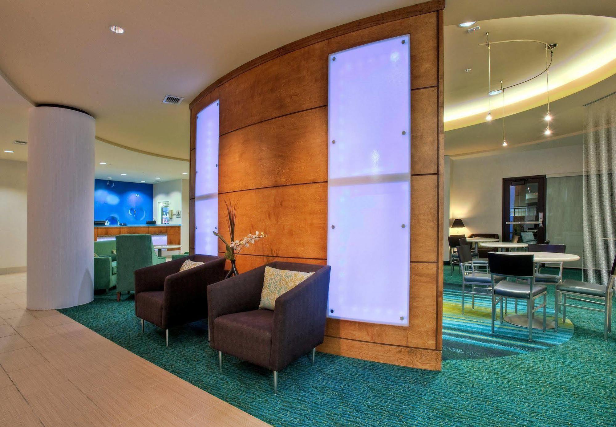 Springhill Suites By Marriott Baton Rouge North / Airport Exterior foto